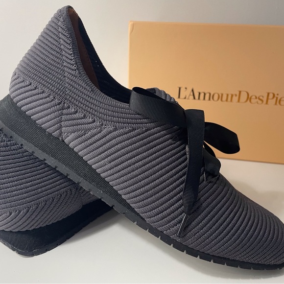 L'Amour Des Pieds / NIB Sporty Fashion Sneakers Taimah Sz 7.5 - Picture 5 of 8